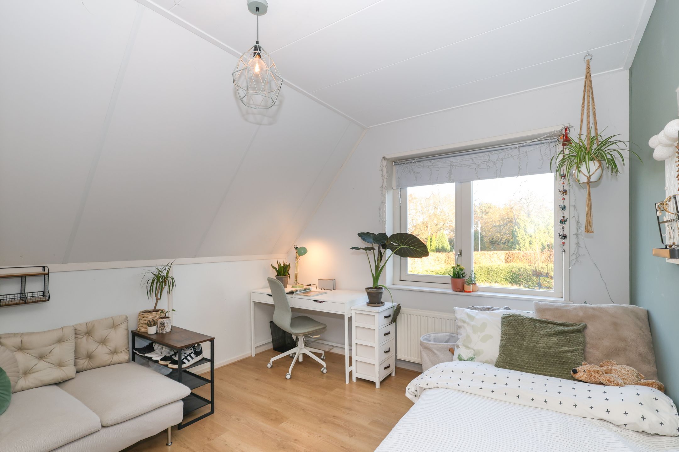 Photo 45 of Voorweg 60