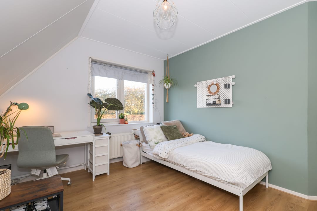 Photo 46 of Voorweg 60