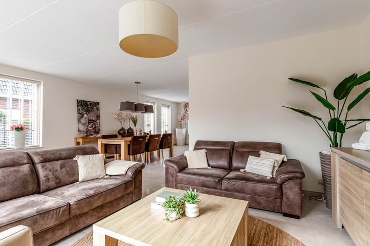 Photo 8 of Robert Pearystraat 20