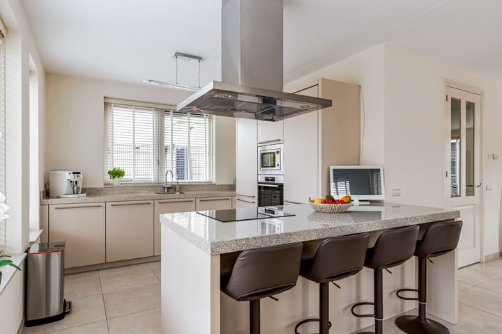 Photo 23 of Robert Pearystraat 20