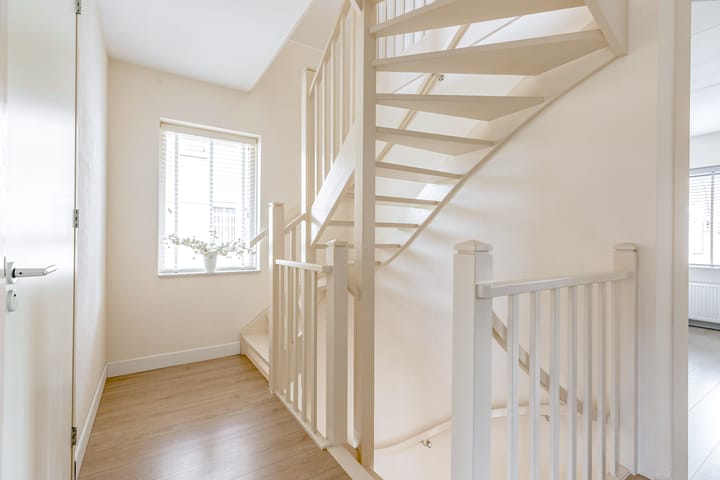 Photo 27 of Robert Pearystraat 20