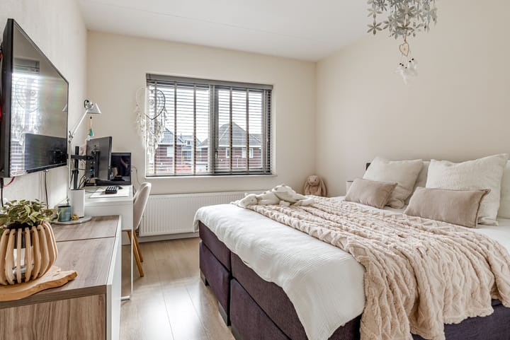 Photo 31 of Robert Pearystraat 20