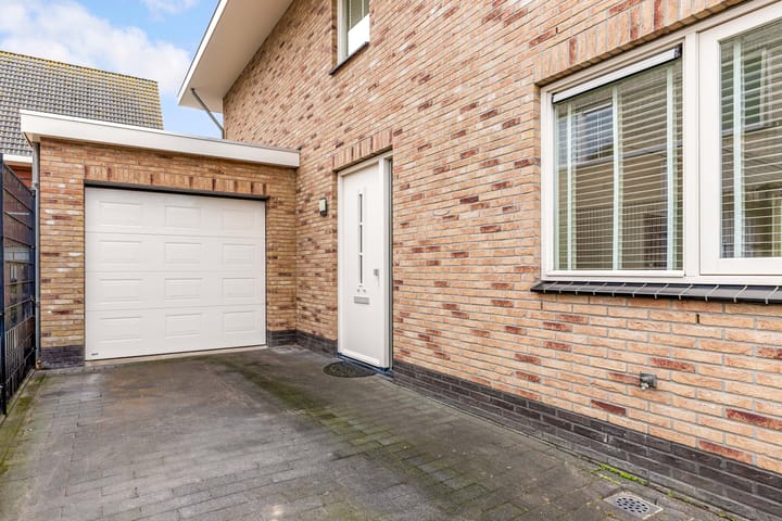 Photo 44 of Robert Pearystraat 20