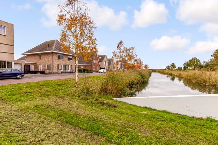 Photo 46 of Robert Pearystraat 20