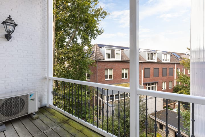 Photo 46 of Biltstraat 108