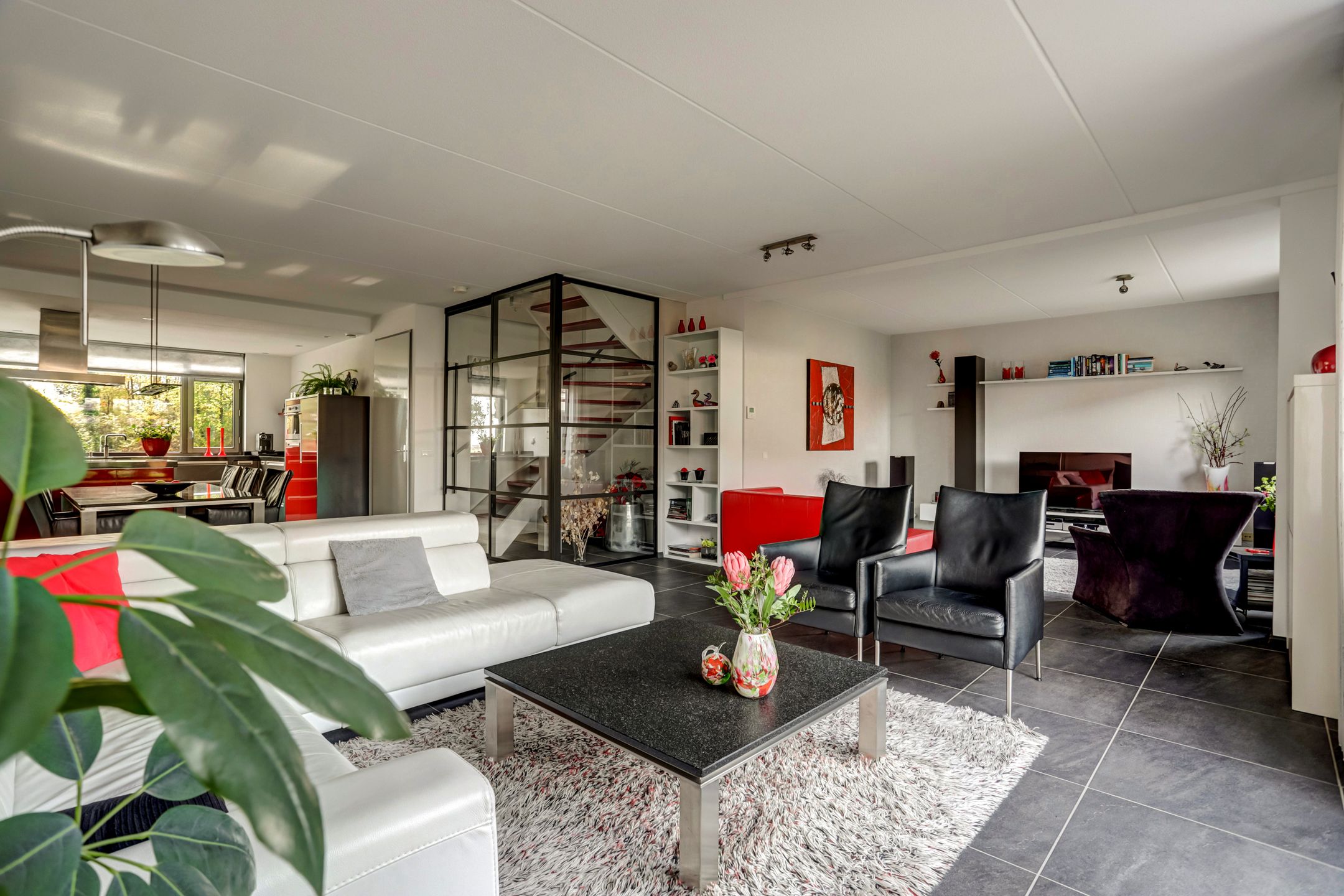 Foto 3 van Dirk III straat 5