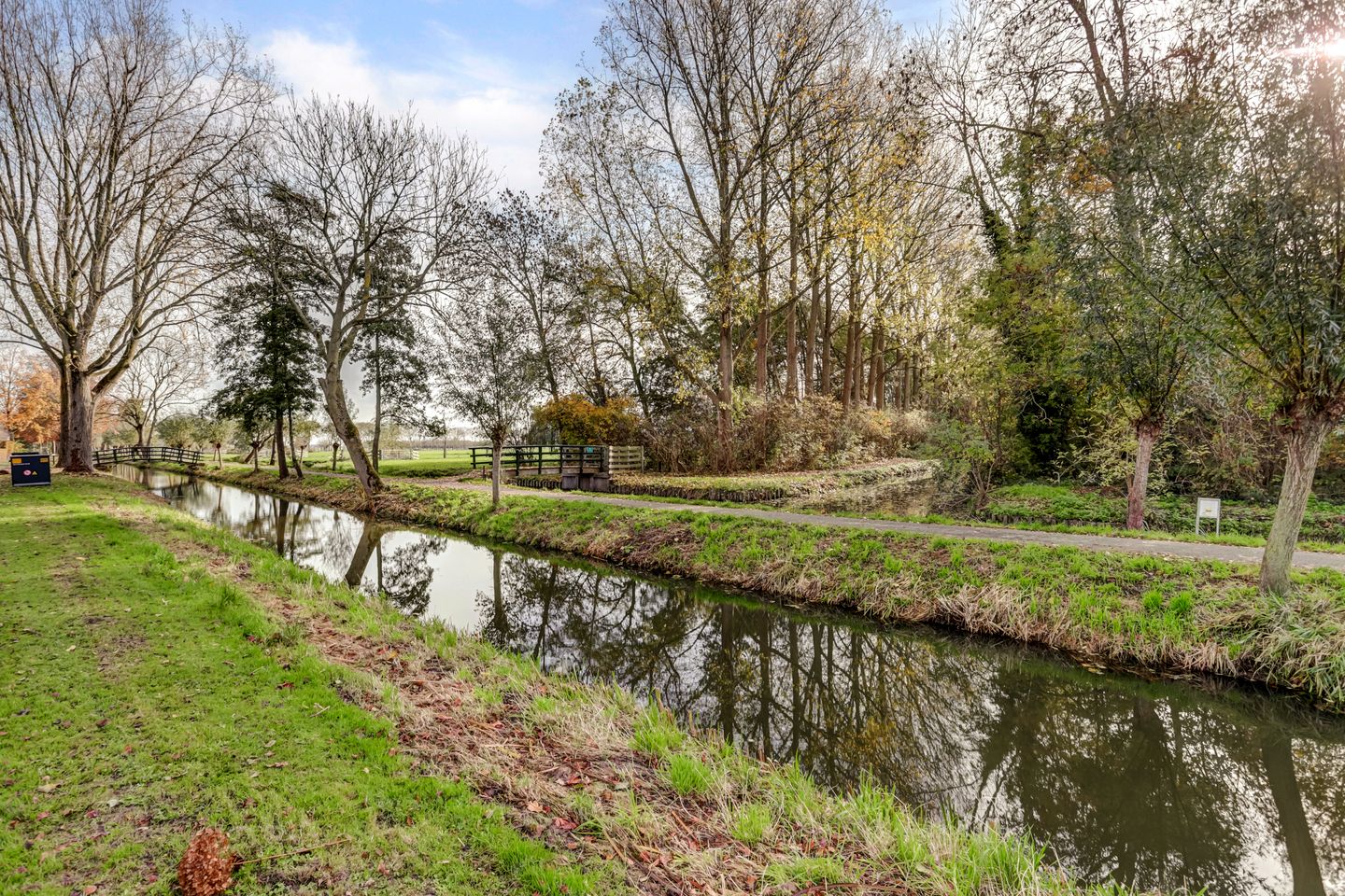 Foto 35 van Dirk III straat 5