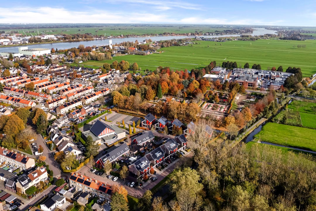 Foto 38 van Dirk III straat 5