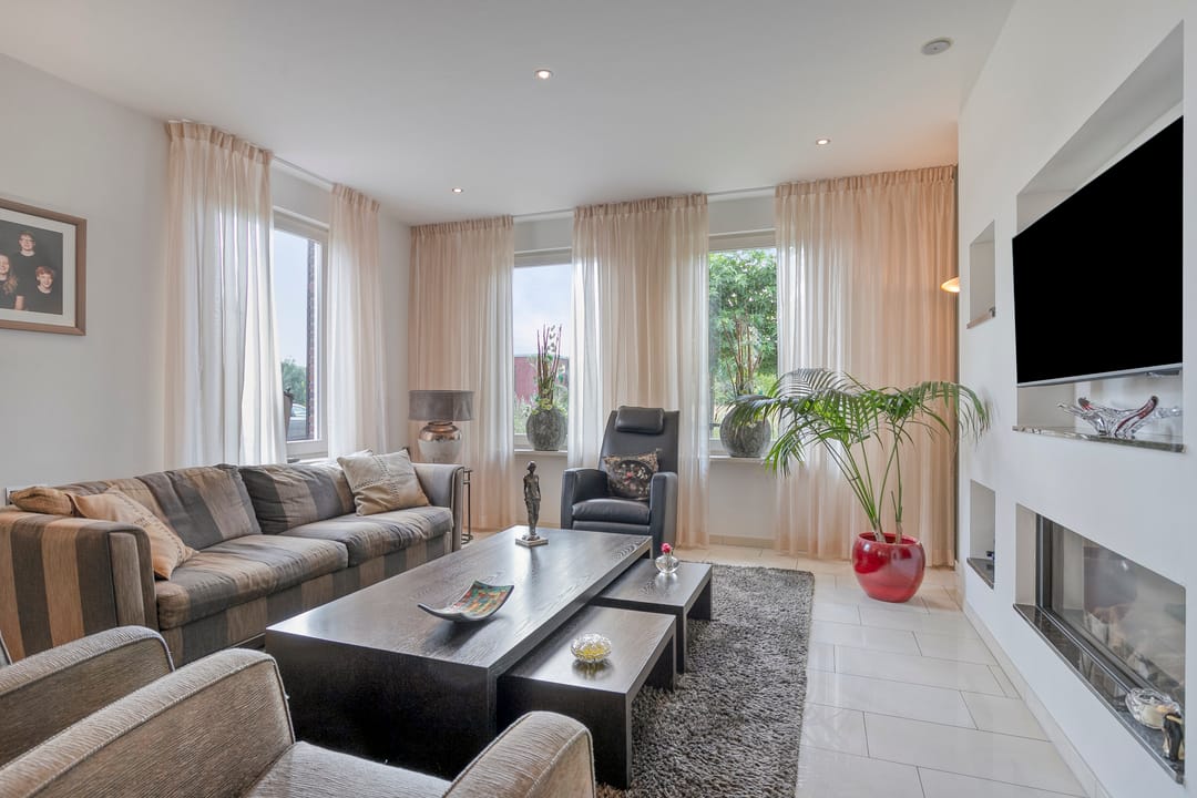 Photo 2 of Beekstraat 3