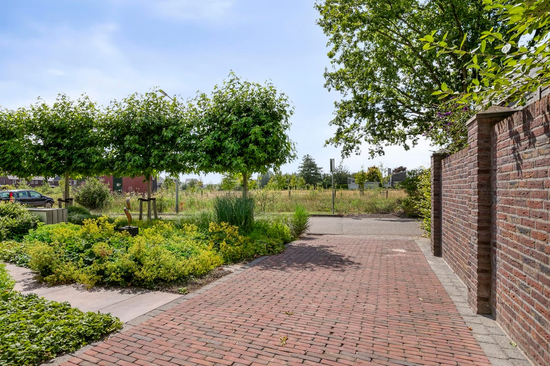 Photo 7 of Beekstraat 3