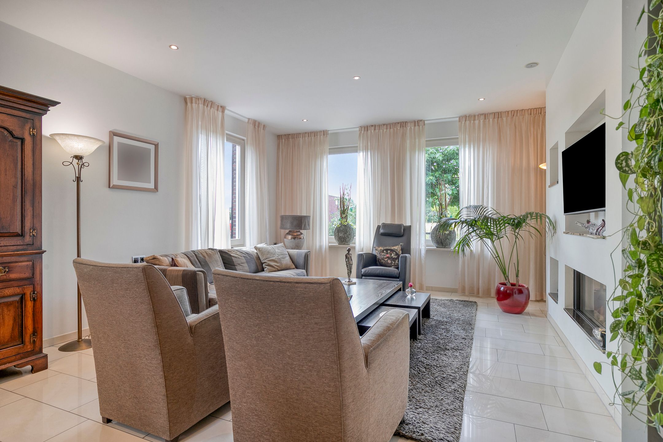 Photo 12 of Beekstraat 3