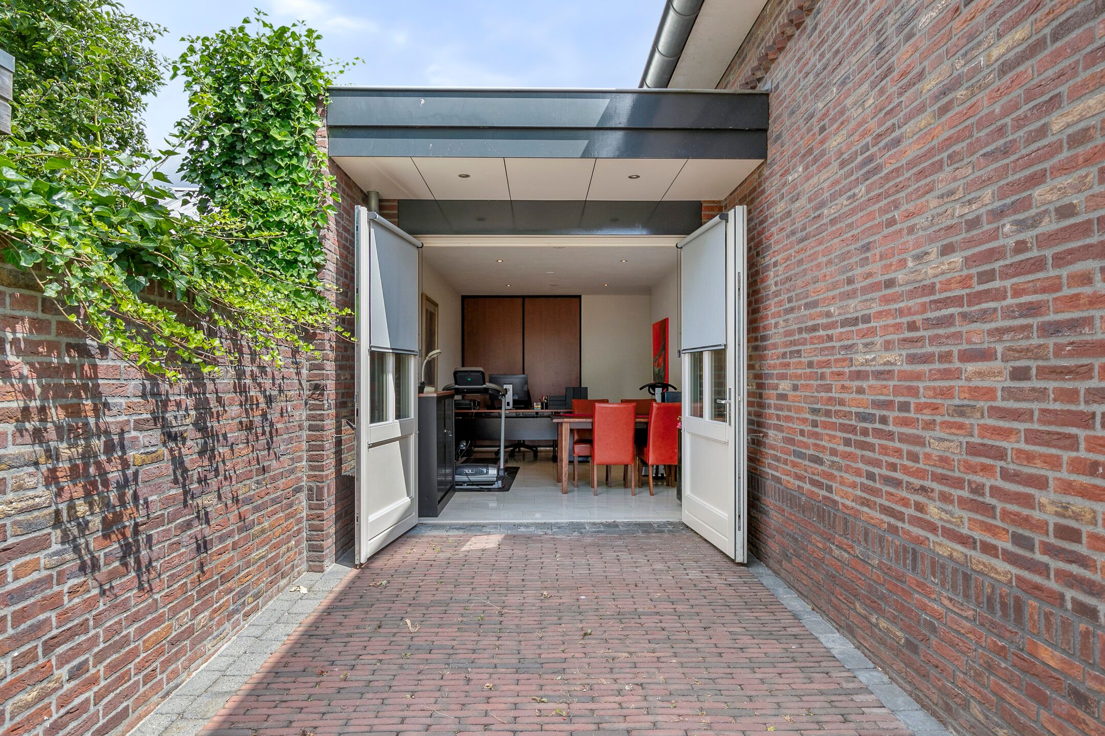 Photo 33 of Beekstraat 3