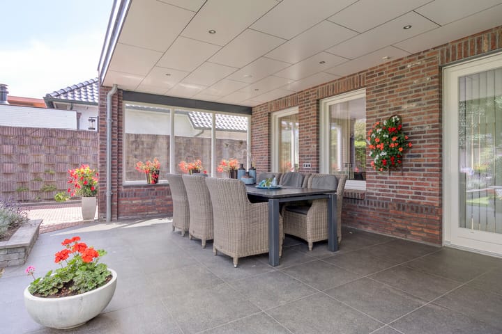 Foto 49 van Beekstraat 3