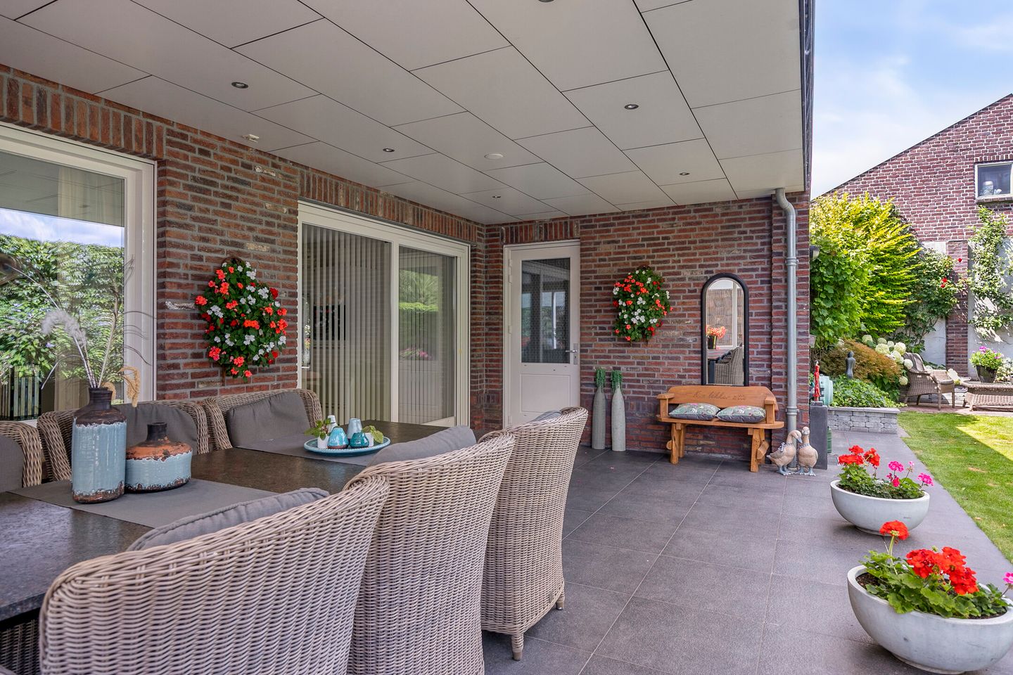 Photo 50 of Beekstraat 3