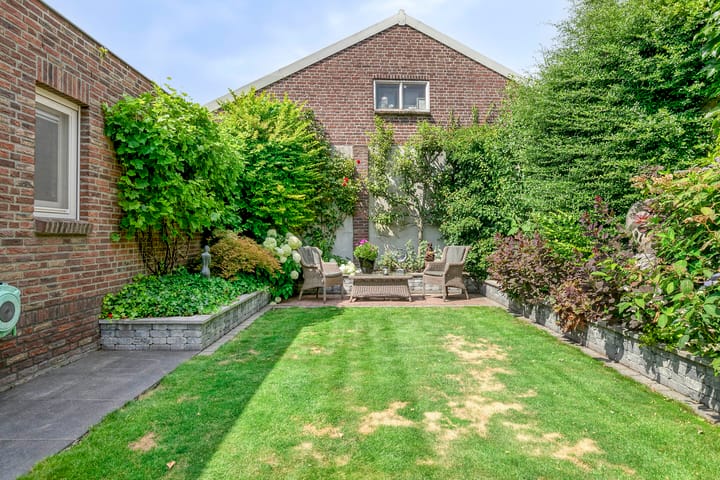 Foto 51 van Beekstraat 3