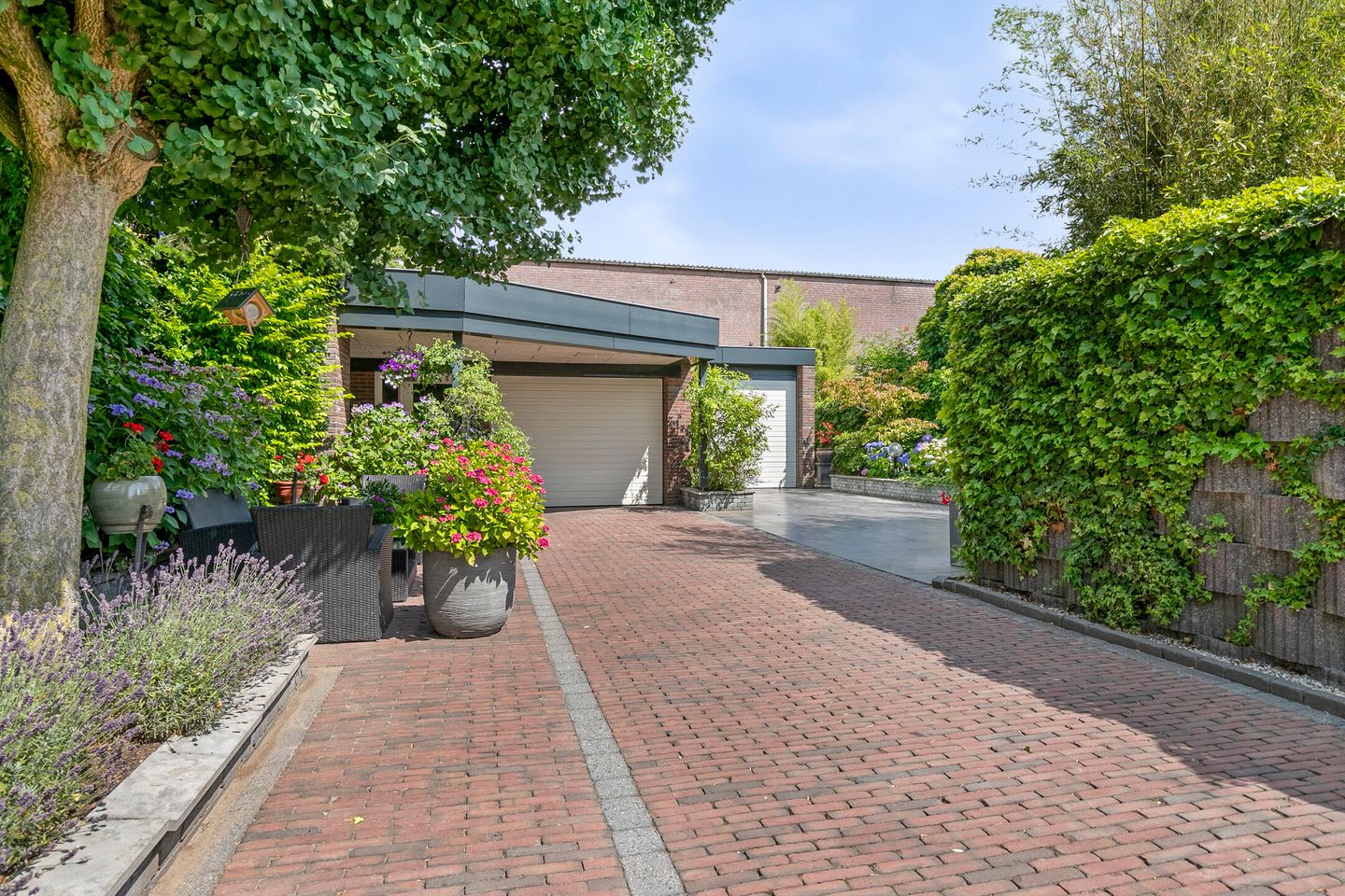 Photo 55 of Beekstraat 3