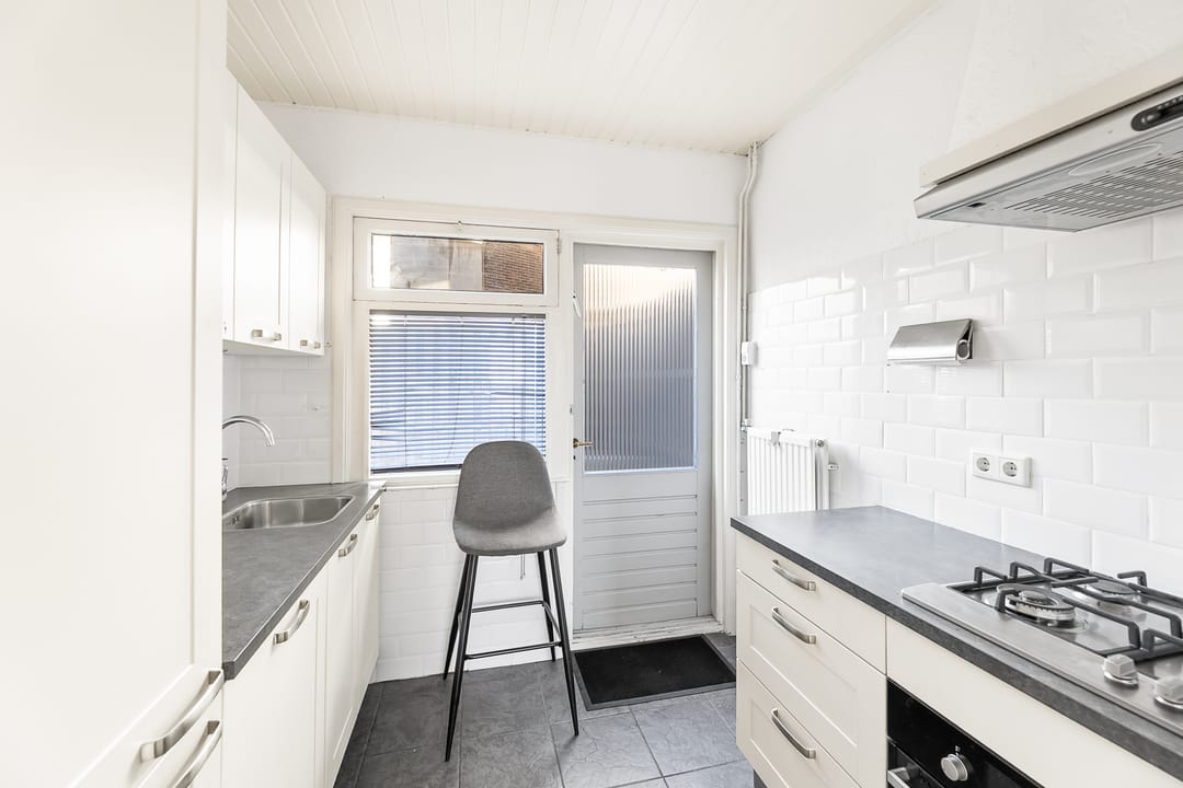 Photo 16 of De Lannoystraat 15