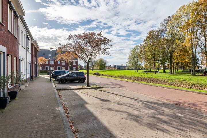 Photo 4 of Buitenhof 32