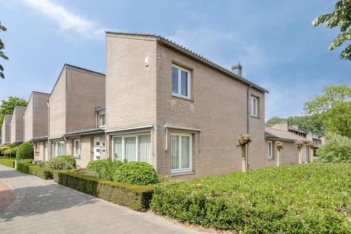 Foto 4 van Burgemeester Mazairaclaan 49