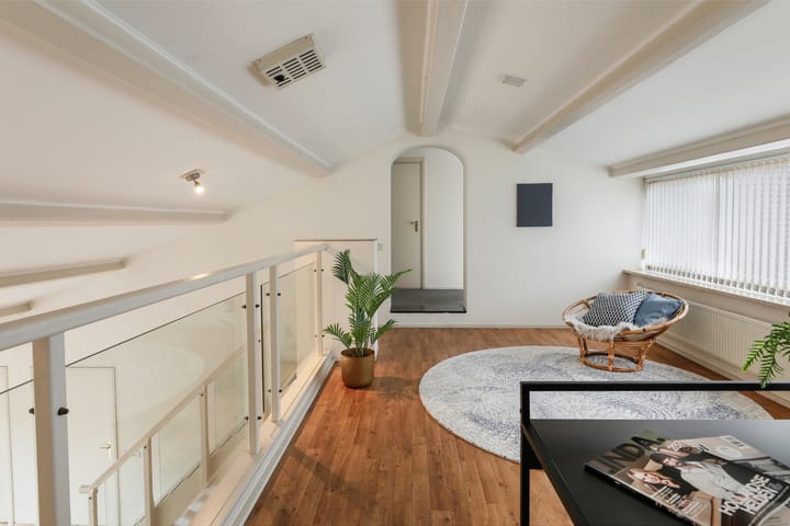 Foto 28 van Burgemeester Mazairaclaan 49