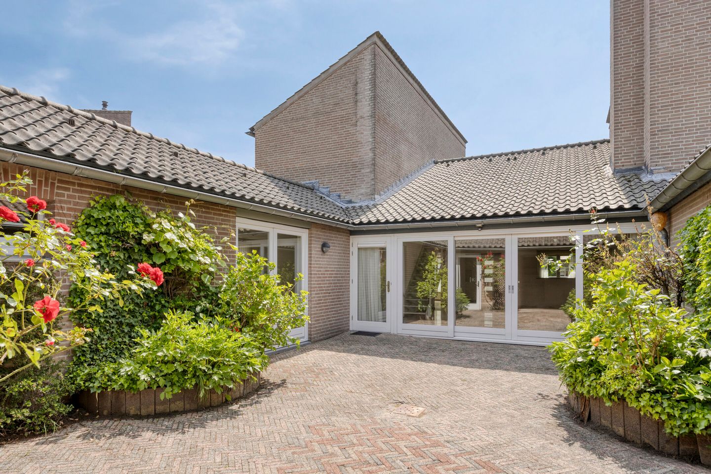 Foto 34 van Burgemeester Mazairaclaan 49