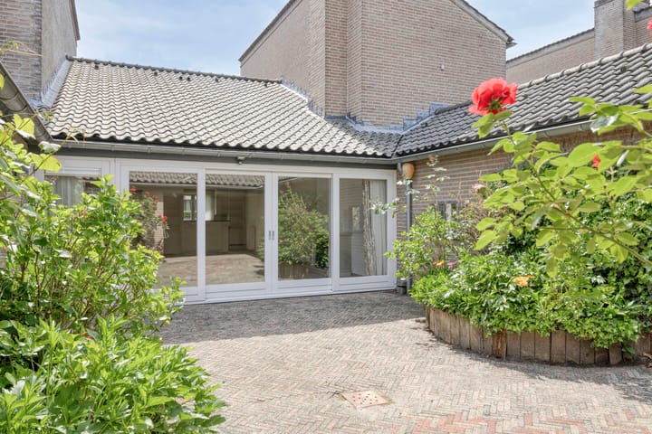 Foto 35 van Burgemeester Mazairaclaan 49