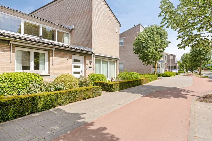 Foto 40 van Burgemeester Mazairaclaan 49