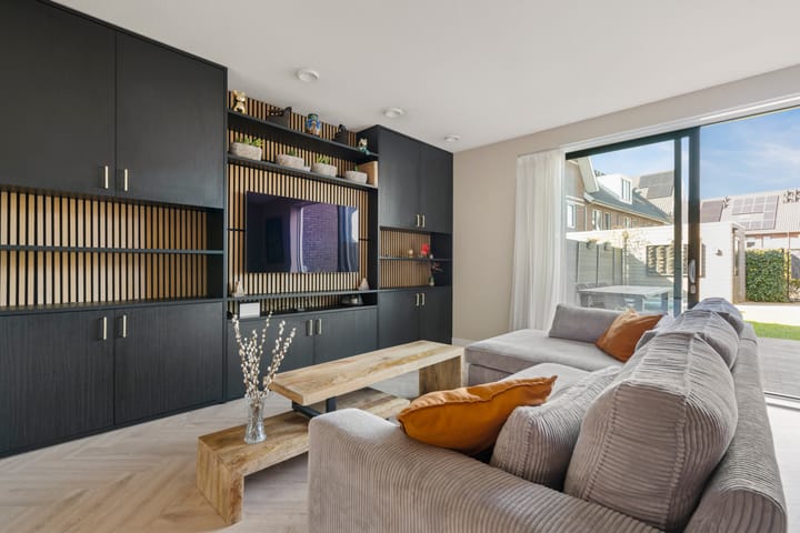 Photo 2 of Oleanderlaan 30