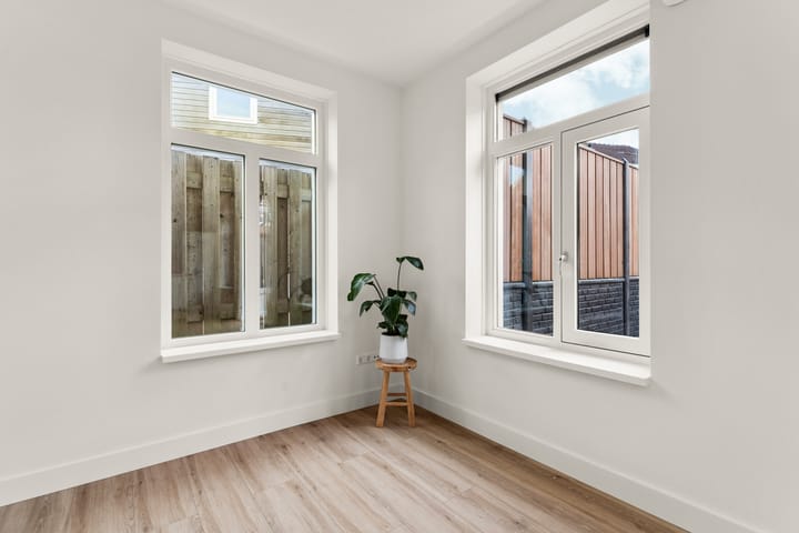 Photo 12 of Sikkelstraat 1