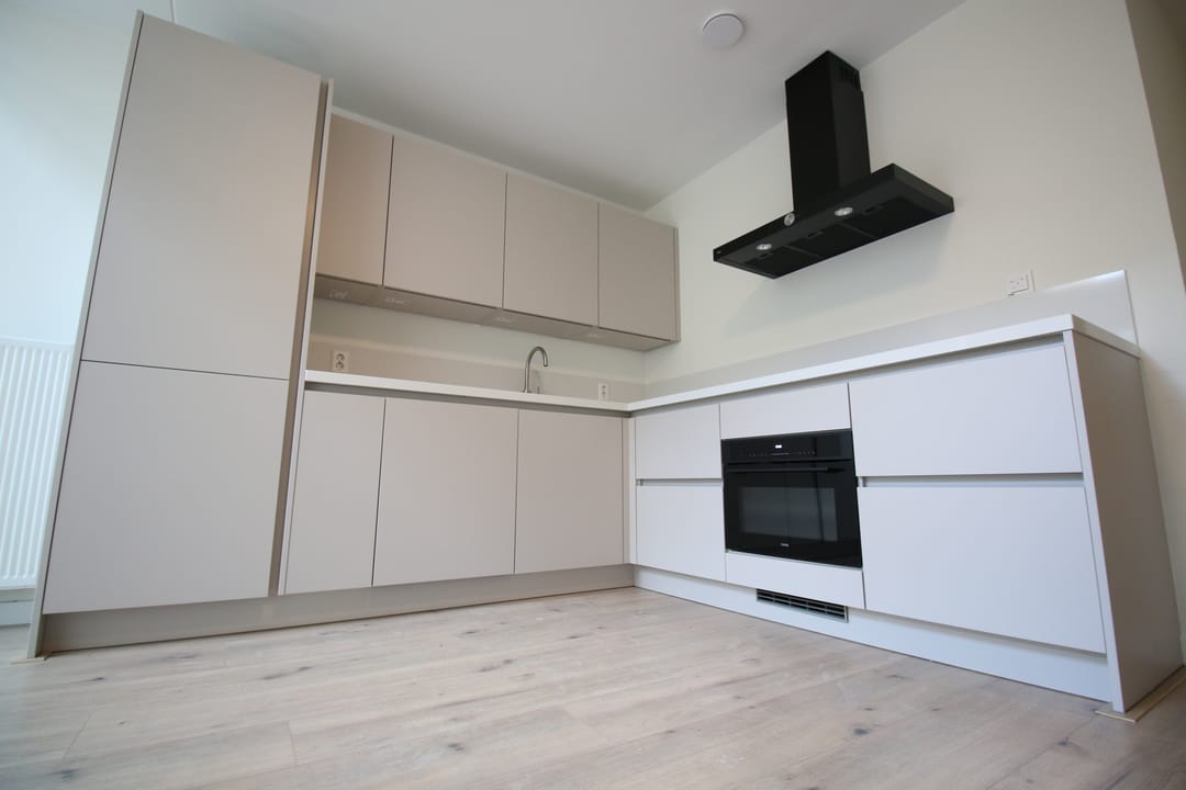 Photo 11 of Mattenbiesstraat 125