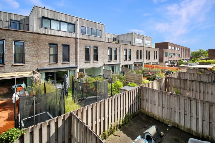 Photo 27 of Mattenbiesstraat 125