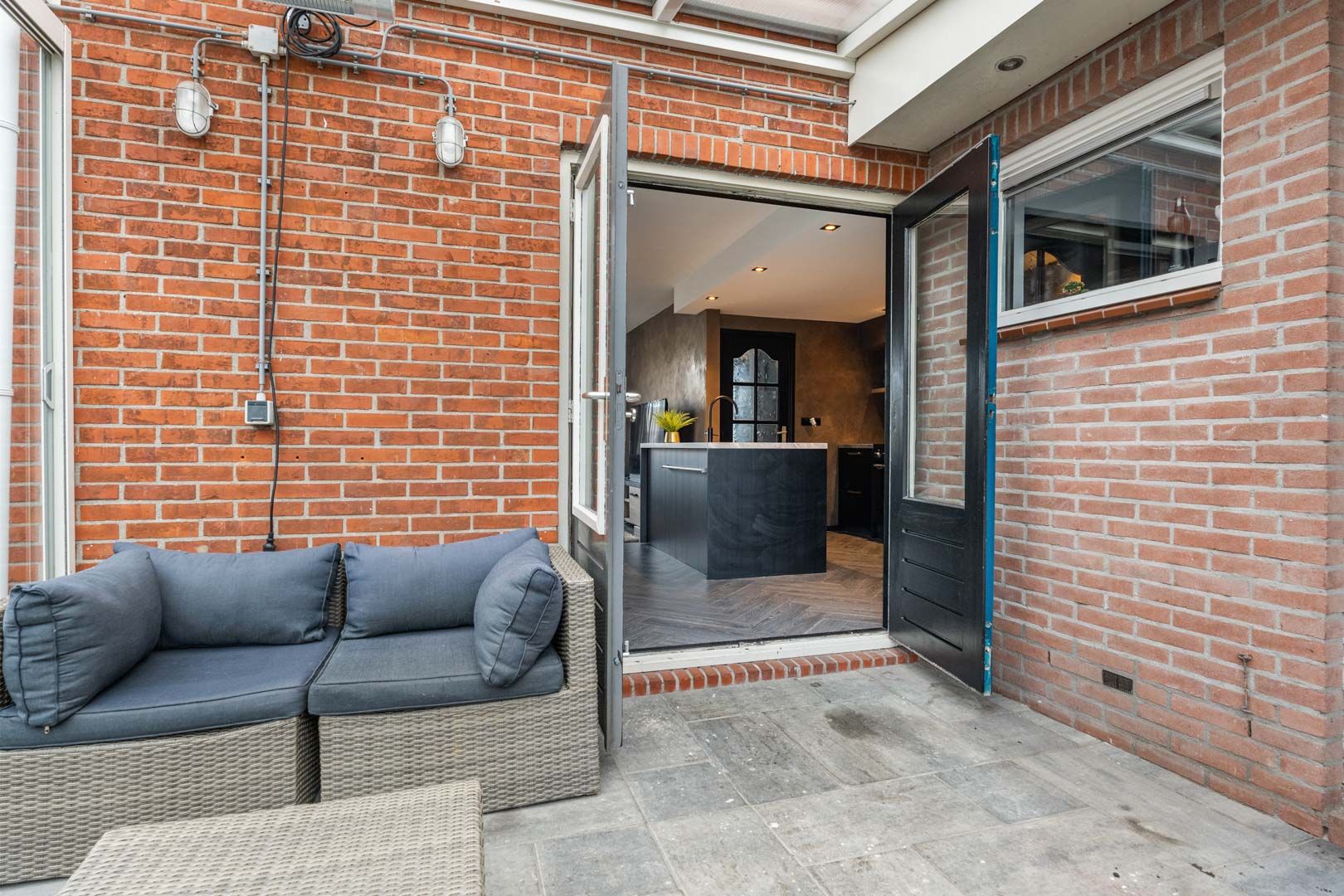 Photo 27 of van Houtenstraat 18