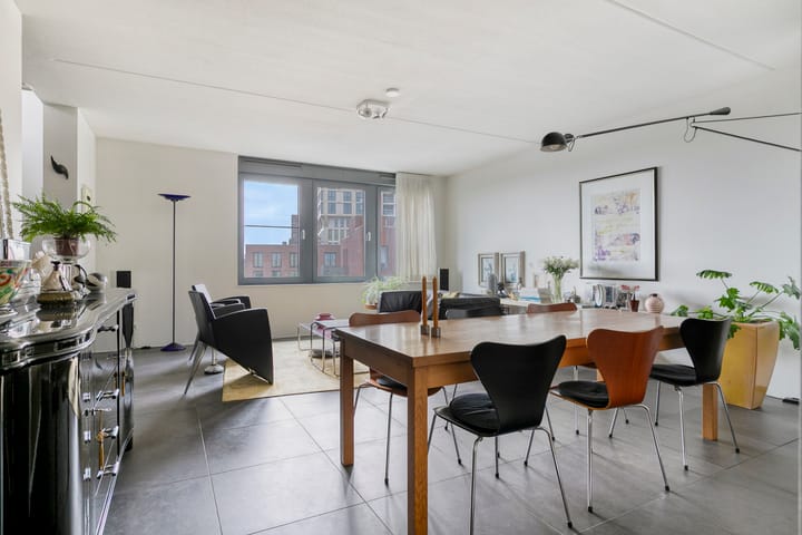 Photo 10 of Ir Kalffstraat 313