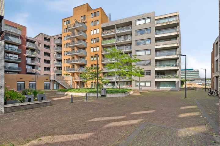 Photo 52 of Ir Kalffstraat 313