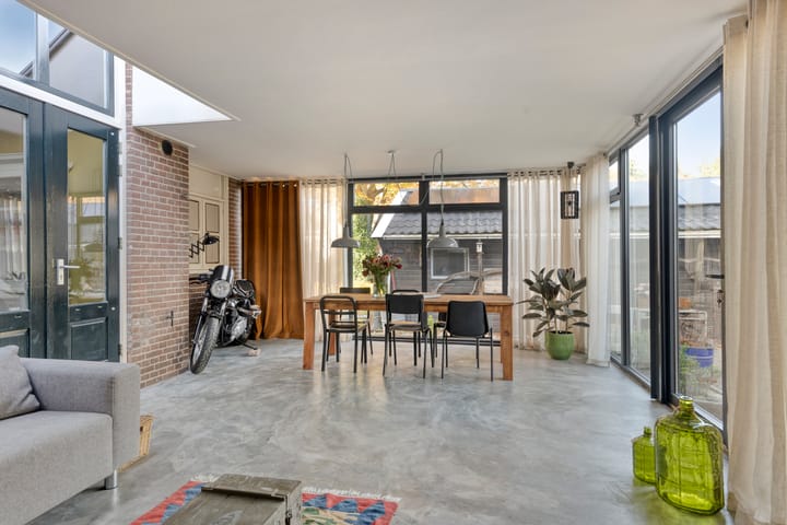 Foto 22 van Hoofdweg 146