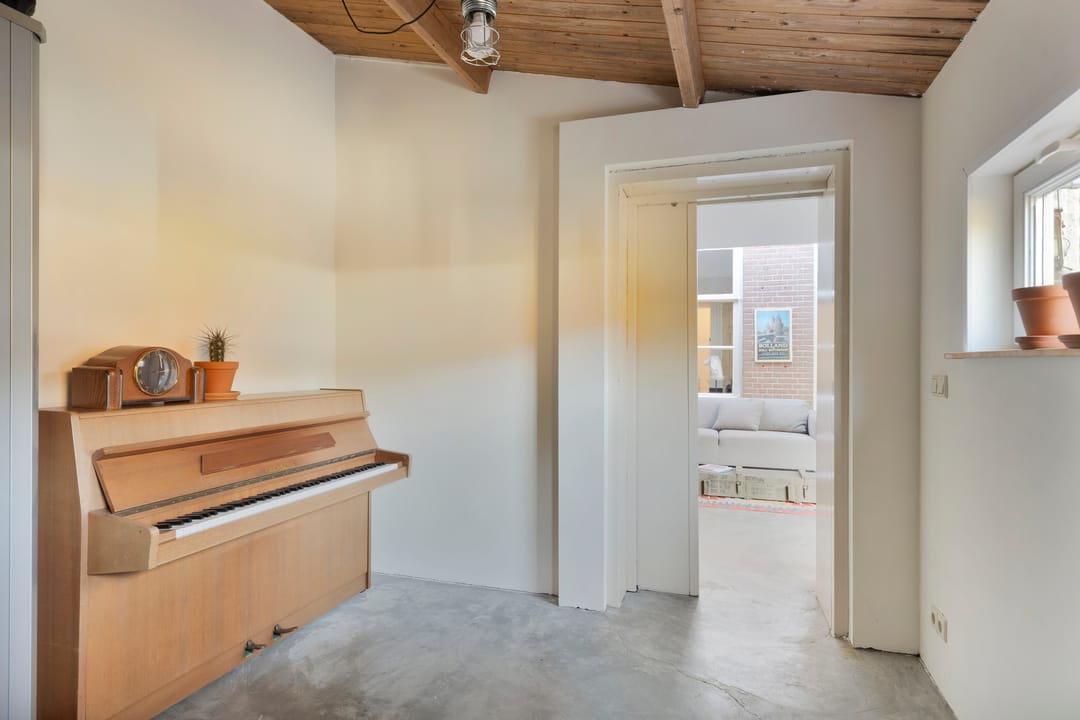 Foto 28 van Hoofdweg 146