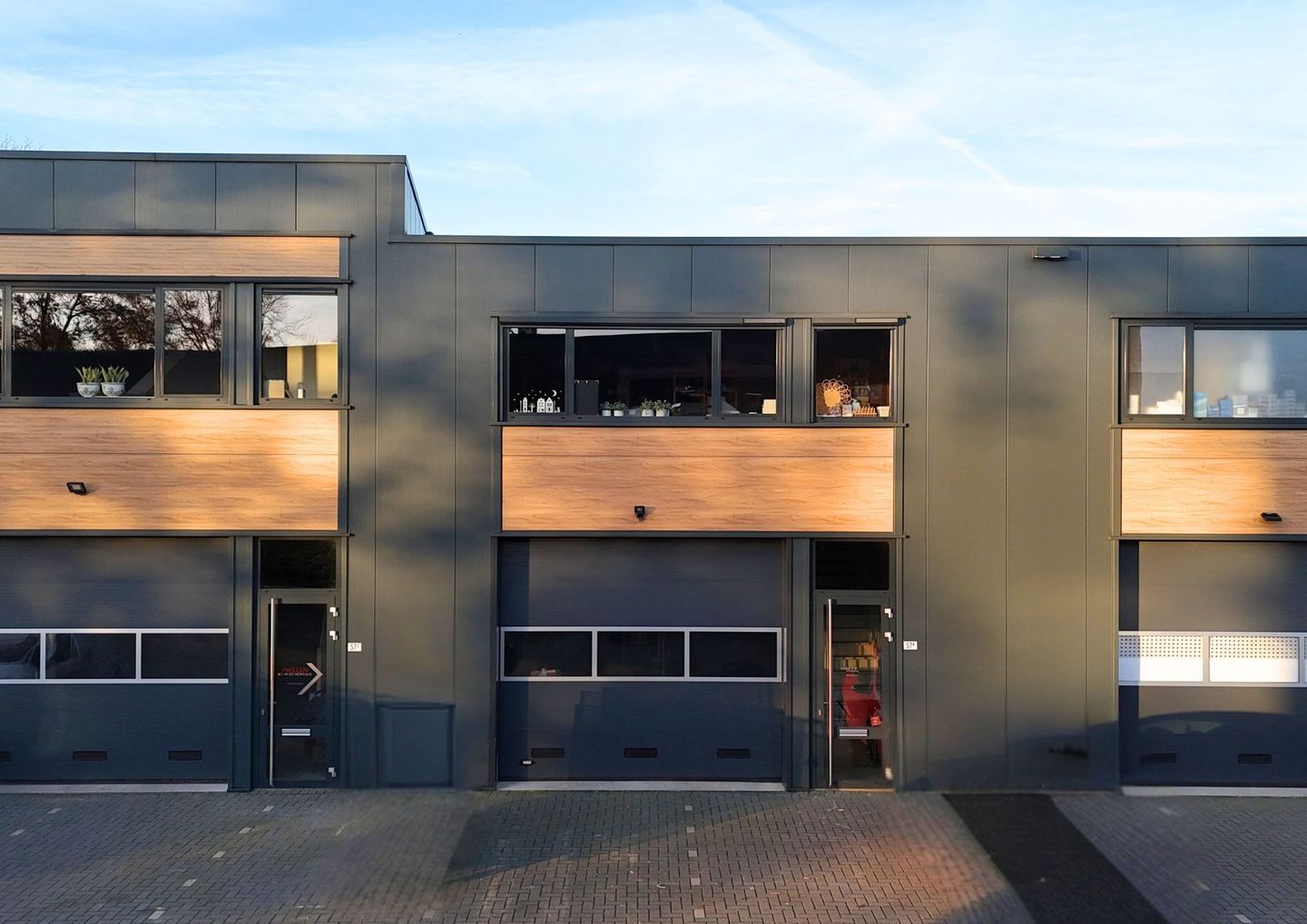 View photo 1 of Anthonie Fokkerstraat 57-R