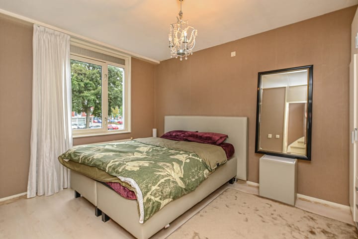 Foto 16 van Middenmolenlaan 189