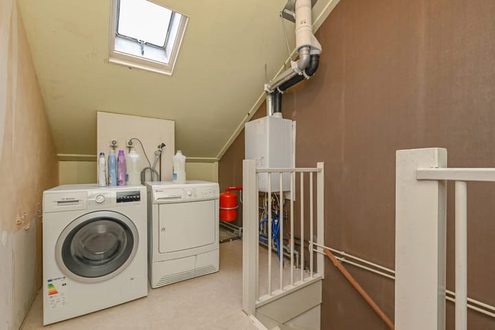 Foto 18 van Middenmolenlaan 189