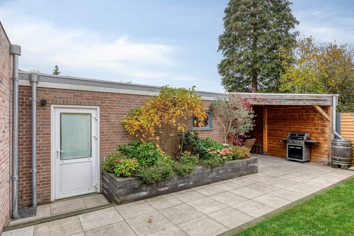 Photo 4 of Eikenlaan 27