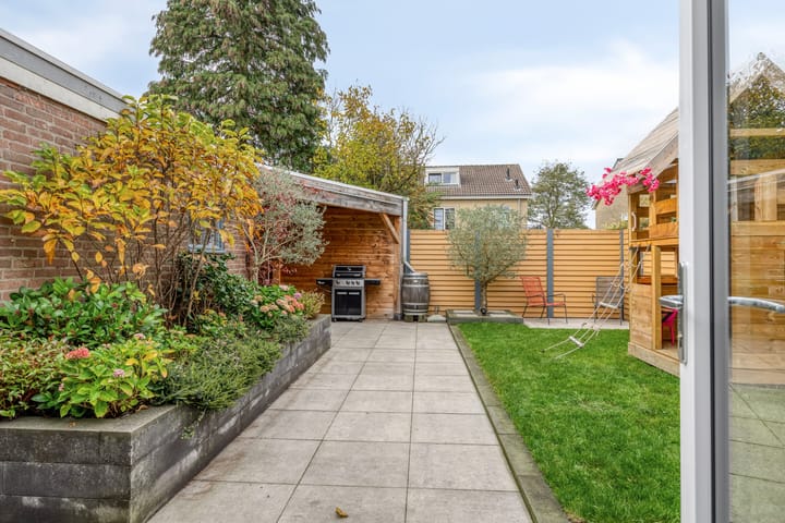 Photo 34 of Eikenlaan 27