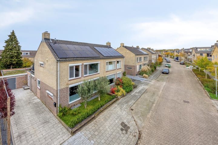 Photo 39 of Eikenlaan 27