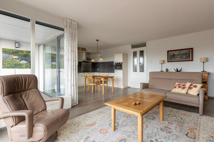 Foto 9 van Koning Willem-Alexanderplein 14