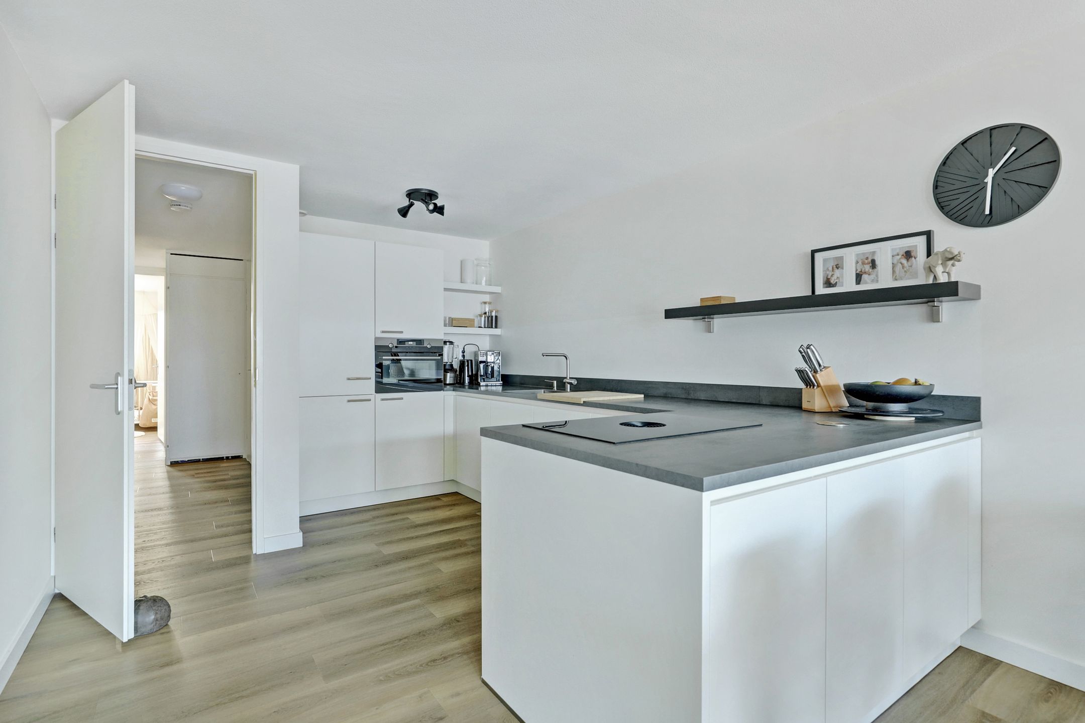 Foto 6 van Helderseweg 9-D4