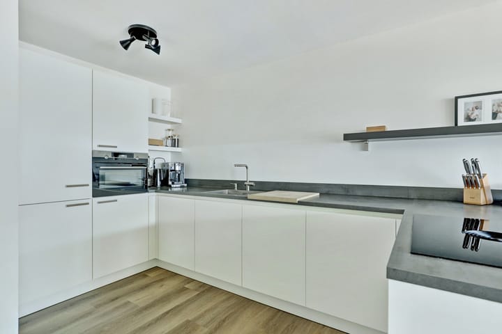 Foto 7 van Helderseweg 9-D4