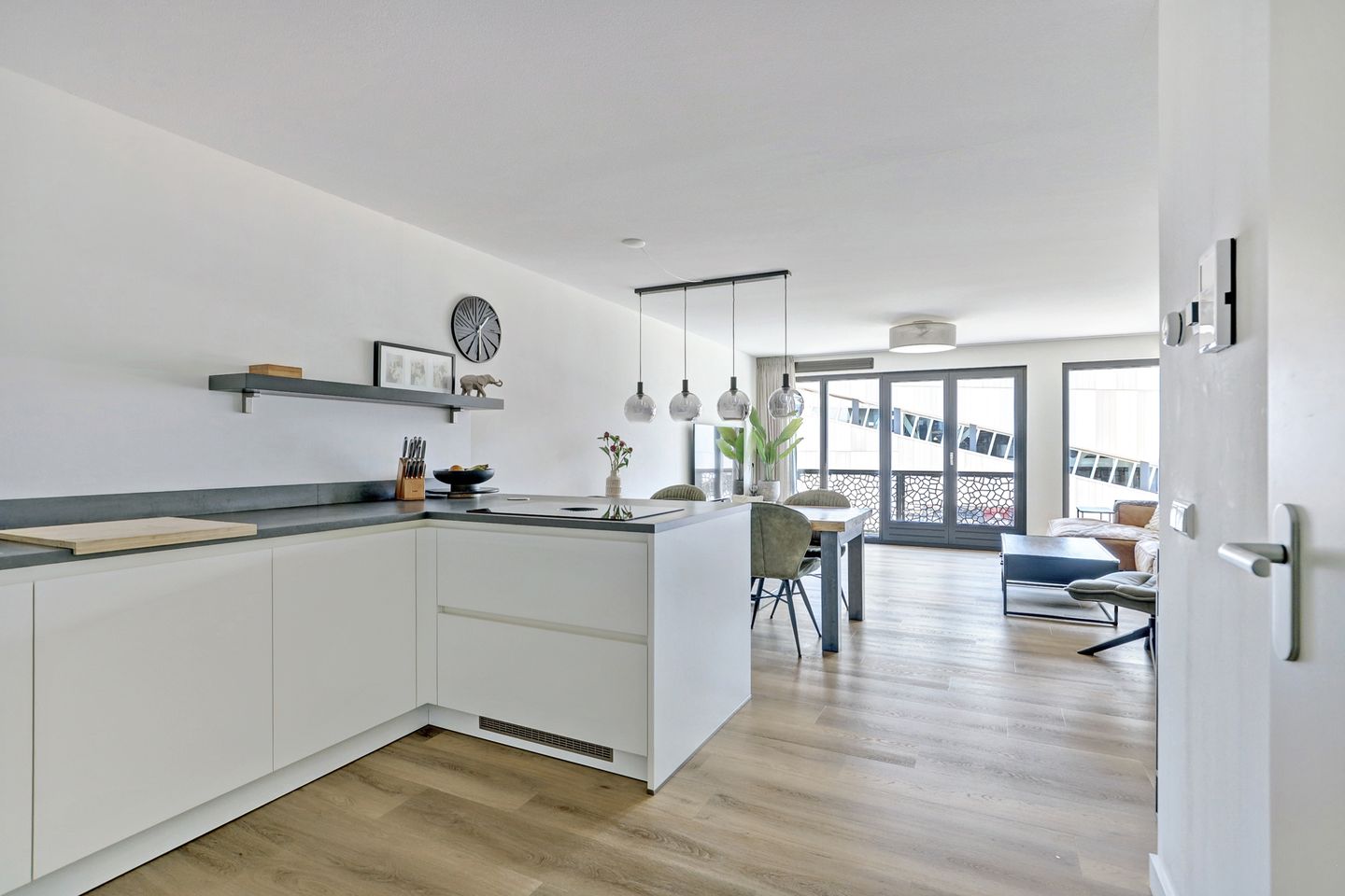 Foto 5 van Helderseweg 9-D4