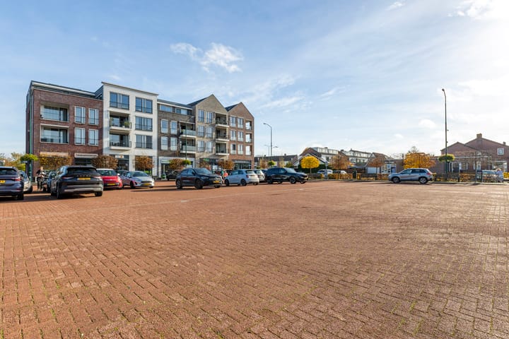 Foto 41 van Koning Willem-Alexanderplein 14