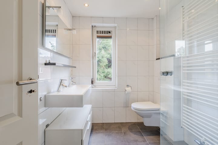 Photo 28 of Jasmijnstraat 8