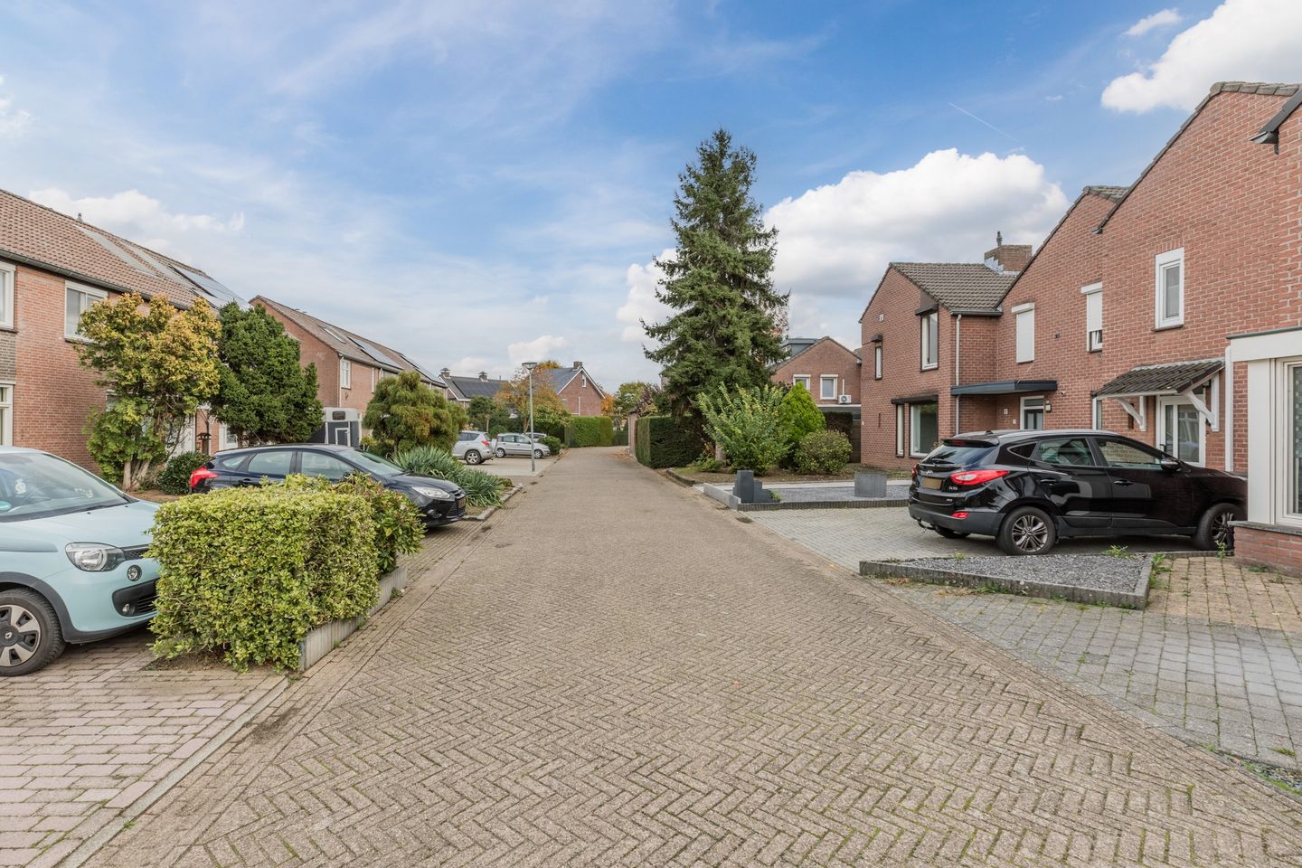 Photo 35 of Jasmijnstraat 8