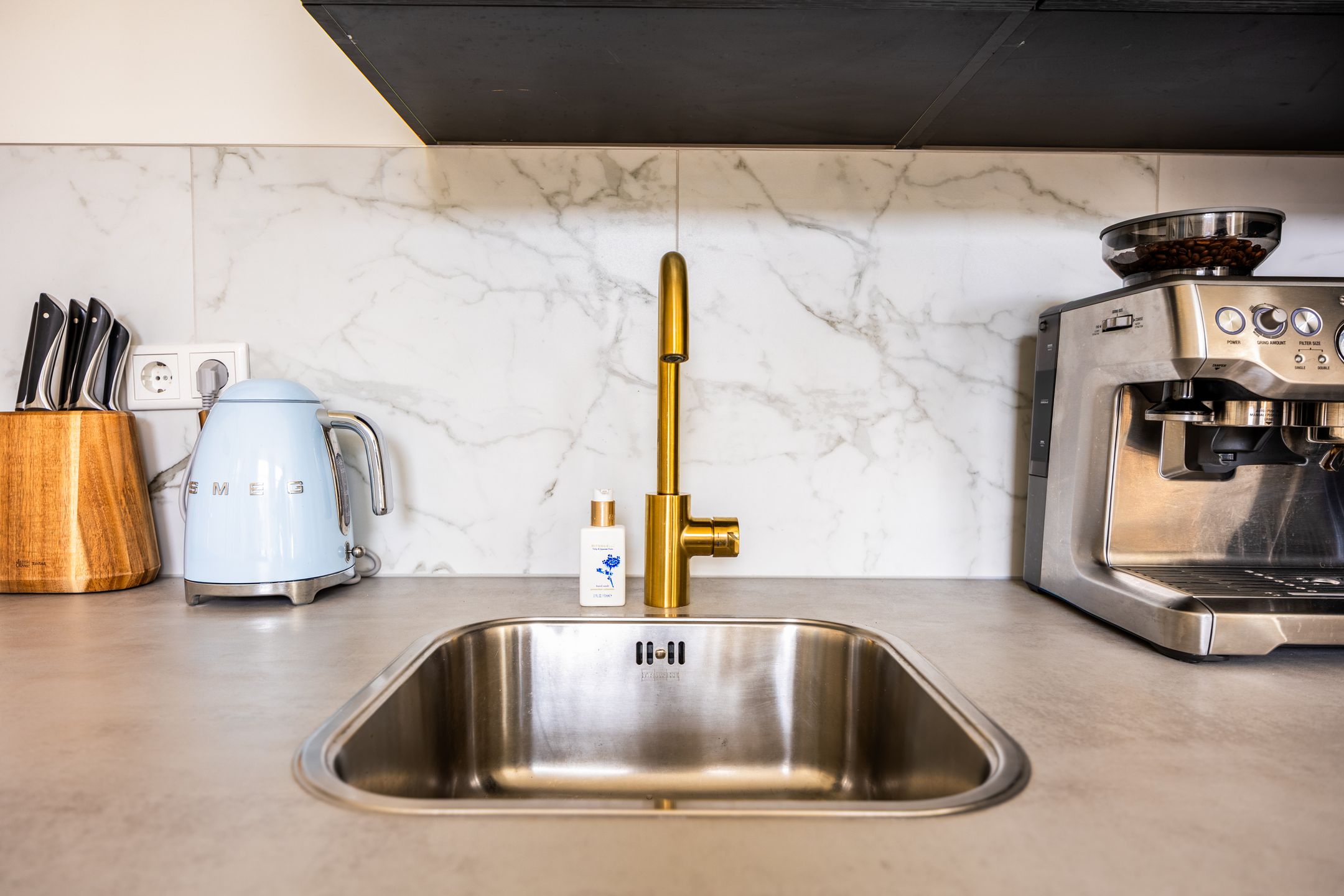 Foto 21 van Jacob Canisstraat 36-A